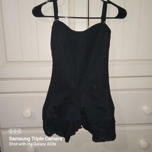 New w/o tags Black Faja Brazilian Butt lift BBL garment in small/medium